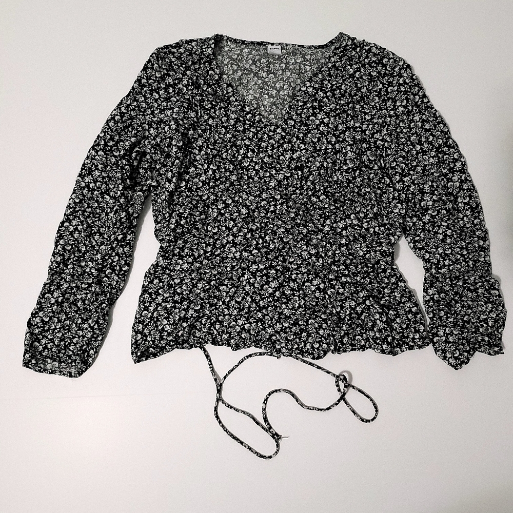 Old Navy Top Long-sleeve